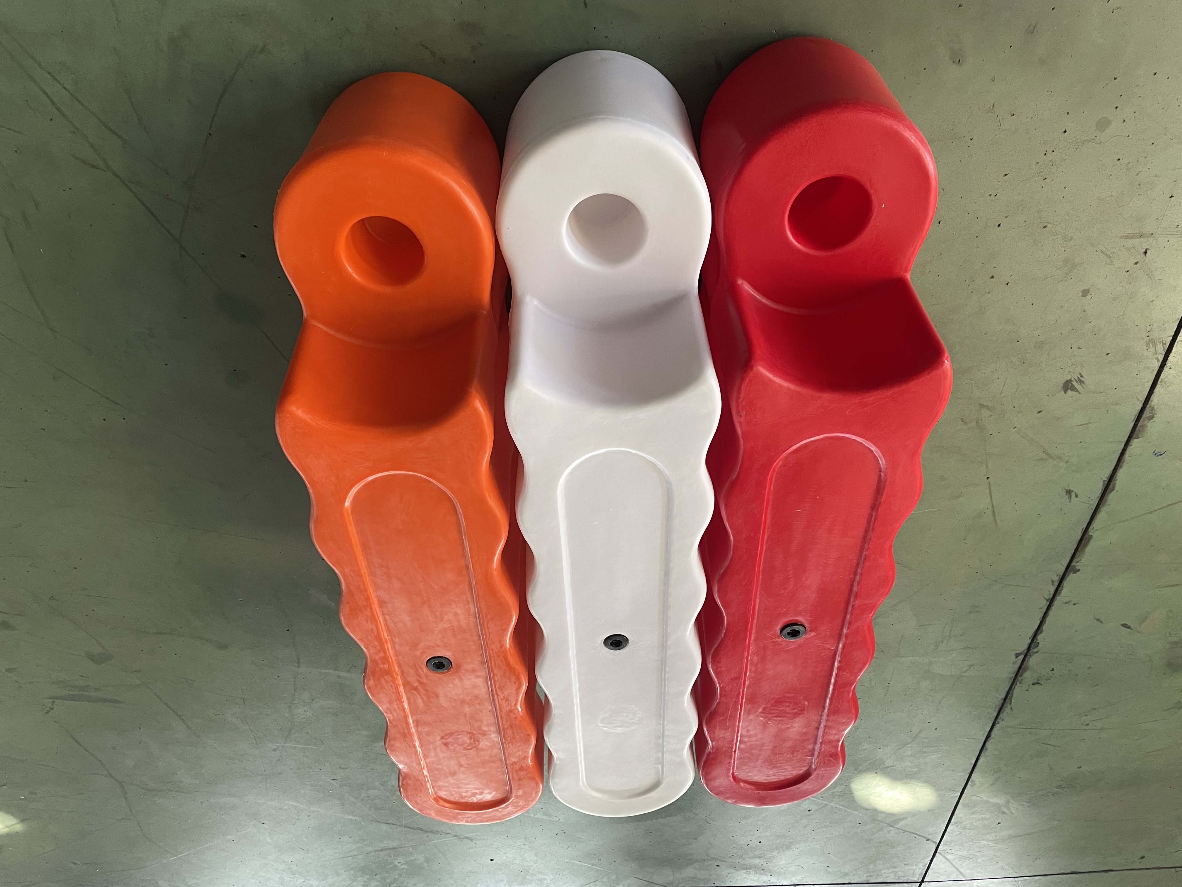 (RP-KBRM1) 1400x300x500mm rotomolded karting barrier